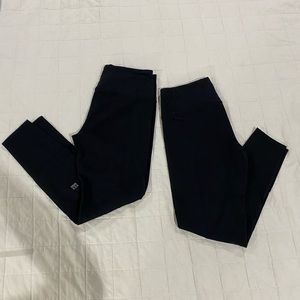 Victoria’s Secret Sport VSX Leggings // Medium